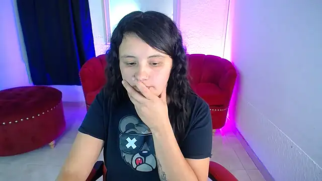 nathaly_low1 live cam on StripChat