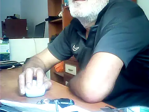 zormen355 live cam on StripChat