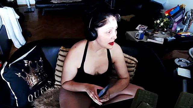 Imperatriza live cam on StripChat
