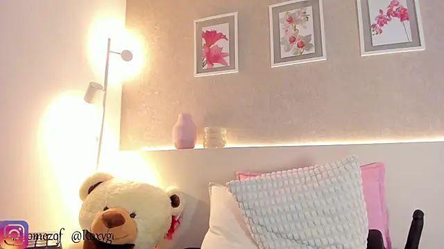 roxannegomez webcam