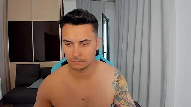 MatMalonne live cam on StripChat