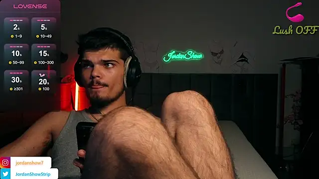 JordanShow live cam on StripChat