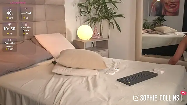 SophieCollins_1 webcam