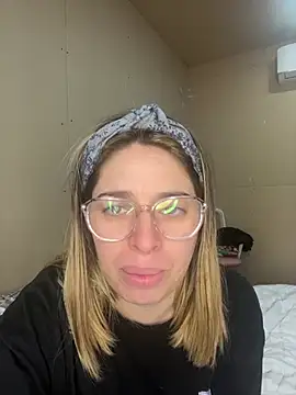 soyanahii webcam