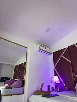 ZoeHarpers webcam