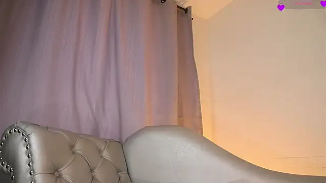 Velvet_Raze live cam on StripChat