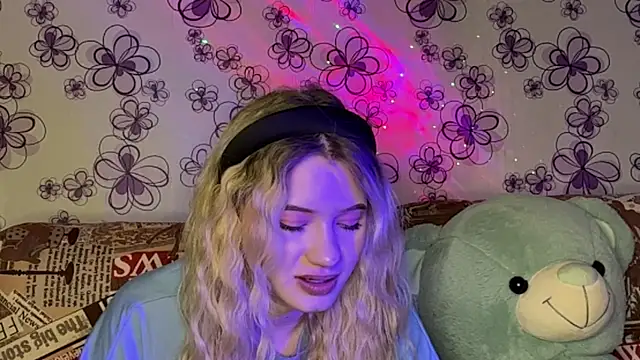 EarlineStrojnys webcam