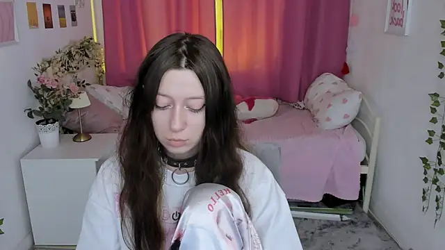MiyuuNami webcam