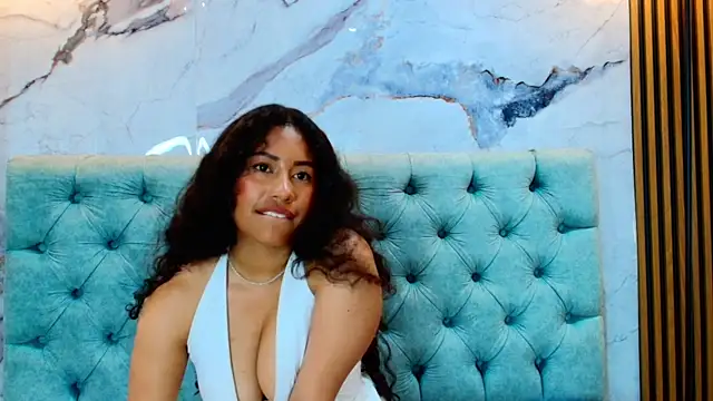 SaraVasquez_ live cam on StripChat