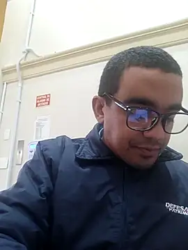 morenogostoso29 live cam on StripChat