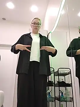 KristinaFlame webcam