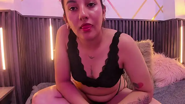 Cherry_Dolls webcam