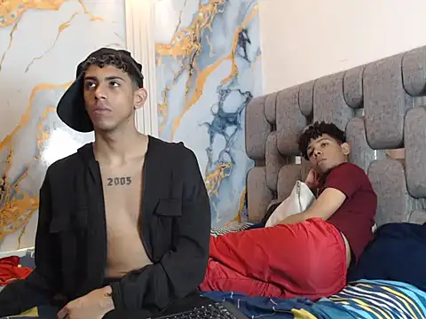 CUTE_BOYS2026 webcam