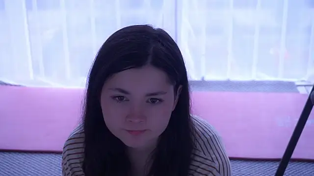 LakenyaWigginton live cam on StripChat