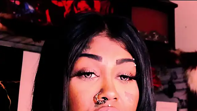 indian_dreamgirl webcam