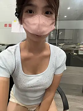 gougou13 webcam