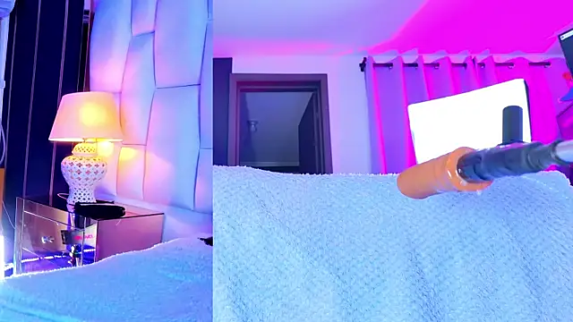 NathaxaLeans webcam