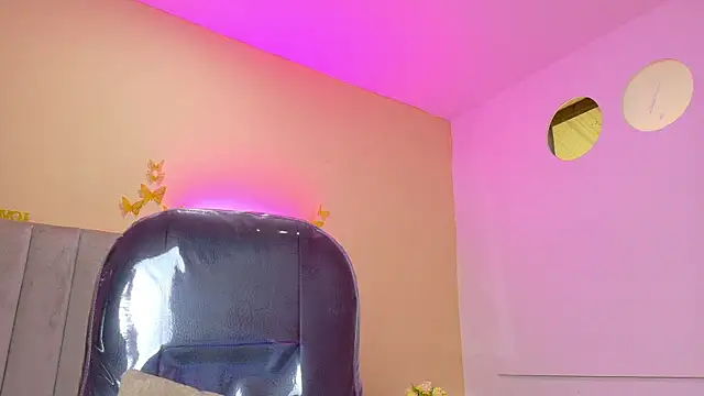 Nascary_Fox webcam