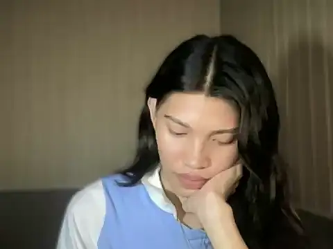 Yourgoddess_jayve webcam
