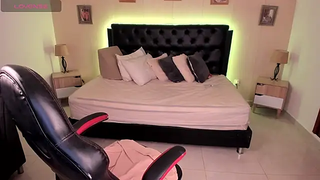 LolaVillalobos webcam