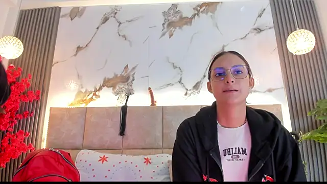 ChaeyounngDae webcam