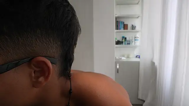Paradise_boy__ webcam
