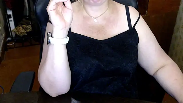AlisaHot55 webcam
