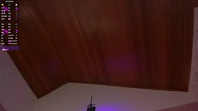 elodie_walker webcam