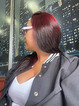 Sara-77 webcam