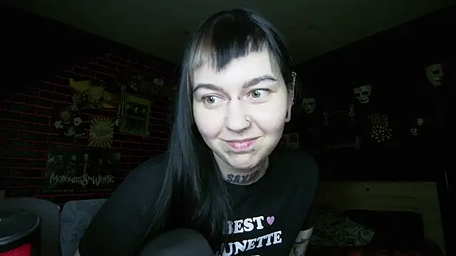 MessalinaOfficial webcam