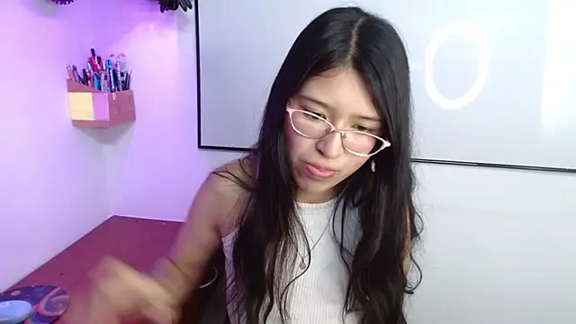 Danii_Boo live cam on StripChat