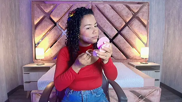 TamaraaHoney webcam
