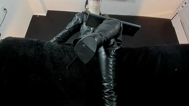 _Jade_16 webcam
