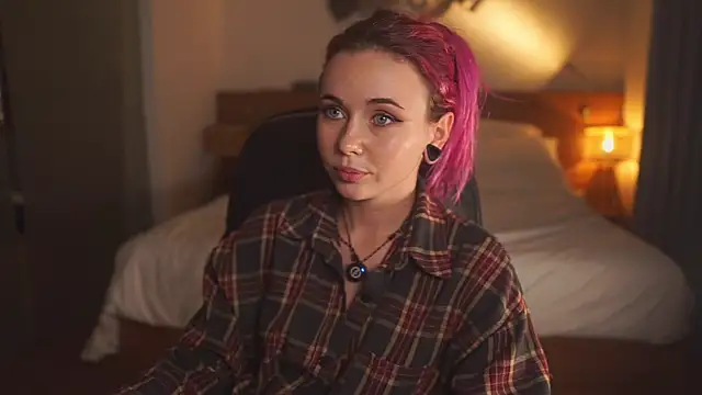 Sarah_Pink webcam