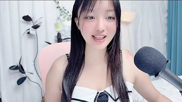 Winnie666999 webcam