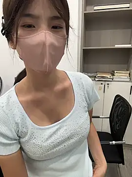gougou13 webcam