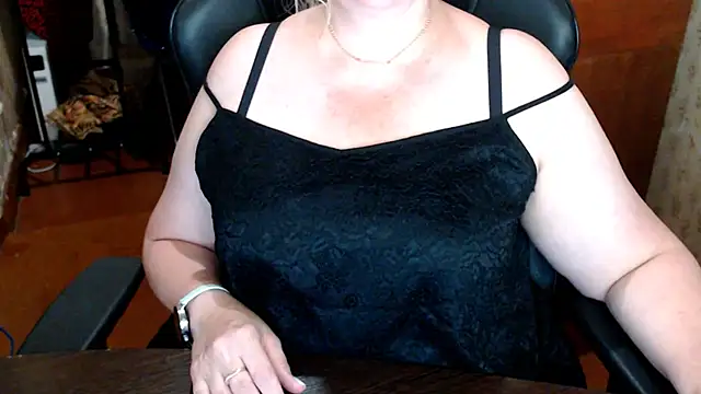 AlisaHot55 webcam