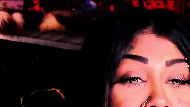 indian_dreamgirl webcam