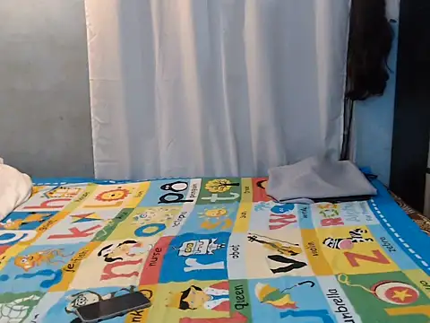 slutty_queenTapal webcam