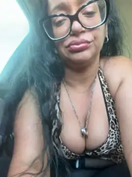 PichyPrettyPussy webcam