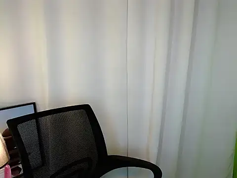 TsCyra_foxxx webcam