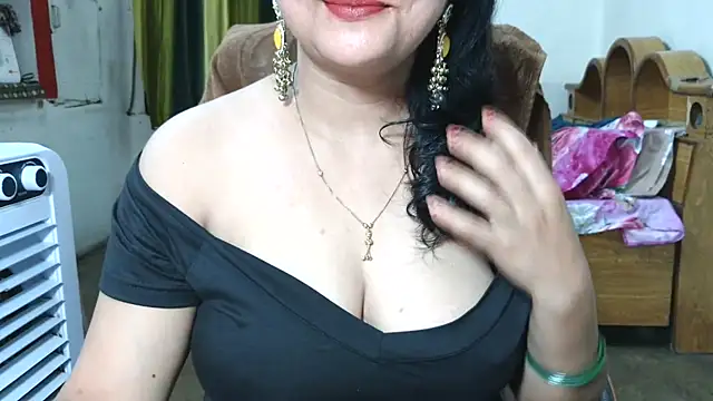 Cute_Mahi22 webcam