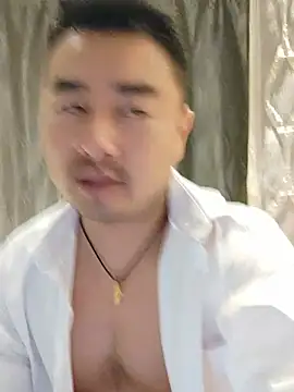 guozuo live cam on StripChat