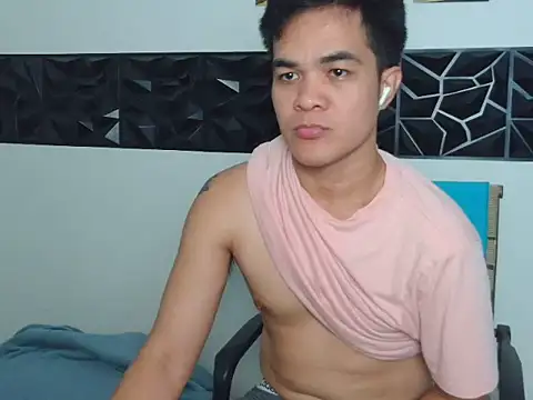 yourmikexxx webcam