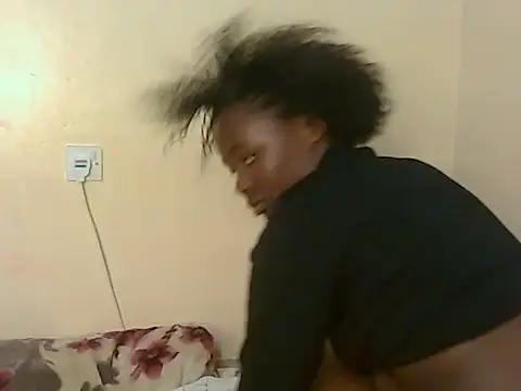roziebeauty webcam