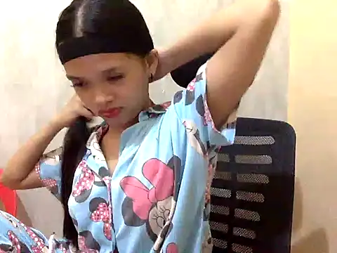 Sexyasianlady19 webcam