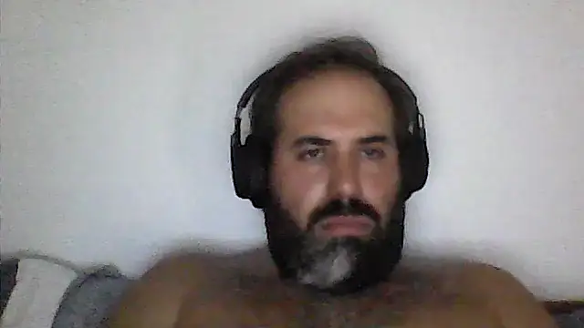 BeMy_Master live cam on StripChat