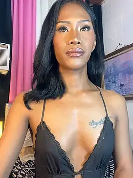 Tarah_victoria_collins live cam on StripChat