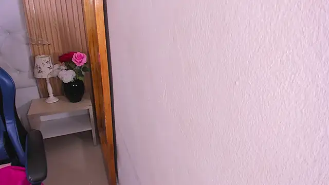 cloe_weiss webcam
