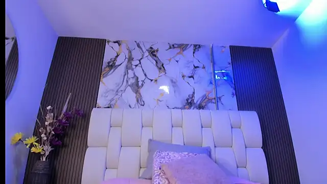 alisstarr - Alisstarr's free webcam - UK Sex Cams